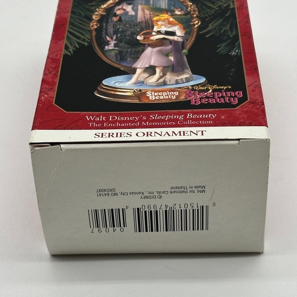 HALLMARK WALT DISNEY'S SLEEPING BEAUTY 1999 ORNAMENT NEW IN BOX - Picture 5 of 8